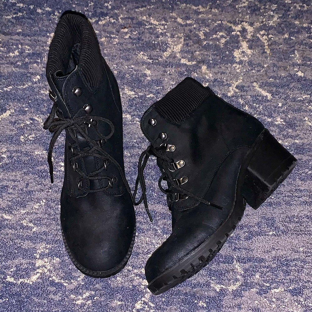 Only wore once, looking for new home